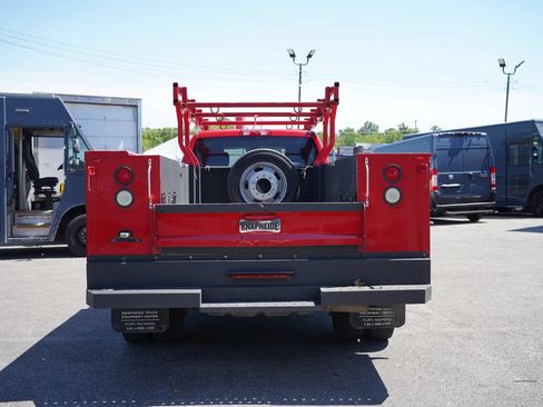 Used 2018 RAM 5500 Tradesman w/ Max Tow Package RWD image 5