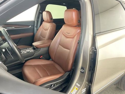 Used 2023 Cadillac XT5 Sportv w/ LPO, Floor Liner Package image 34