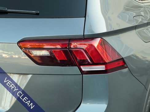 Used 2022 Volkswagen Tiguan SE image 4