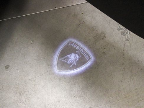 Used 2025 Lamborghini Urus SE image 43