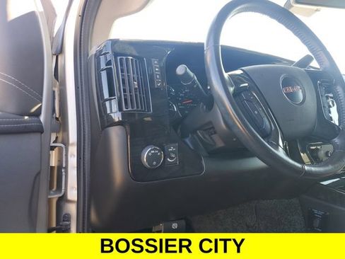 Used 2022 GMC Savana 2500 Extended w/ Enhanced Convenience Package RWD image 16
