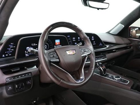Used 2024 Cadillac Escalade Premium Luxury Platinum AWD/4WD image 15