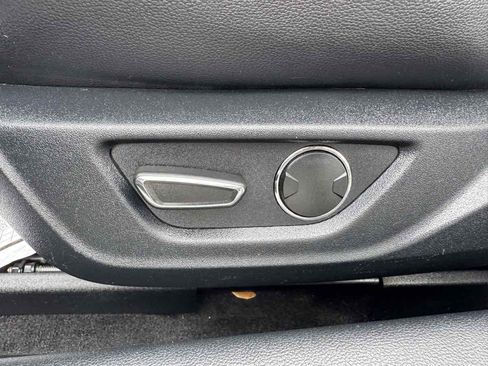 Used 2016 Ford Mustang GT Premium image 33