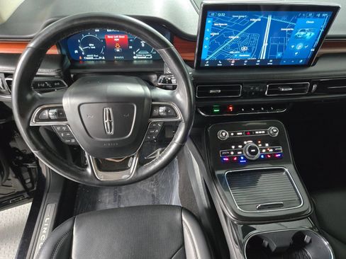 Certified 2022 Lincoln Nautilus Reserve FWD image 14