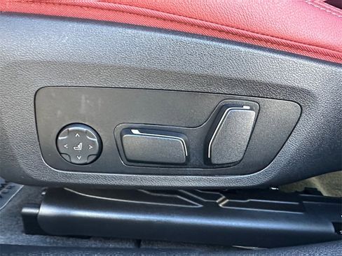 Used 2024 BMW i4 eDrive40 w/ Premium Package image 10