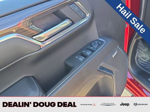 Used 2024 Chevrolet Silverado 1500 LT Trail Boss w/ LT Trail Boss Premium Package image 12