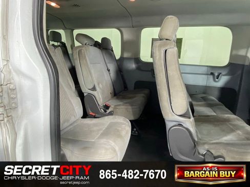 Used 2015 Ford Transit 350 XLT RWD image 26
