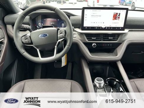 New 2026 Ford Explorer Platinum RWD image 15