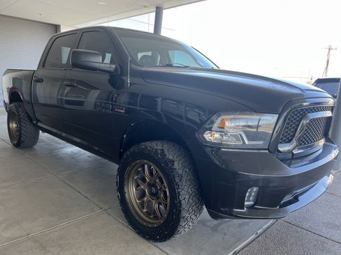 Used 2013 RAM 1500 Classic SLT AWD/4WD image 3