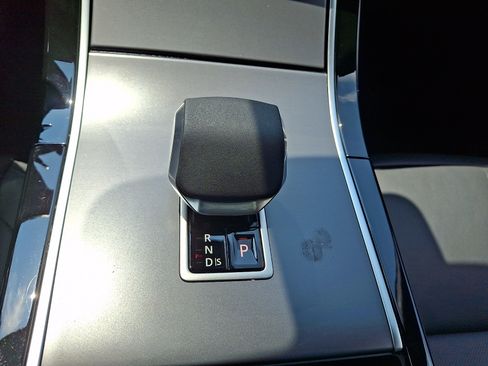 Used 2026 Land Rover Range Rover Velar S AWD/4WD image 15
