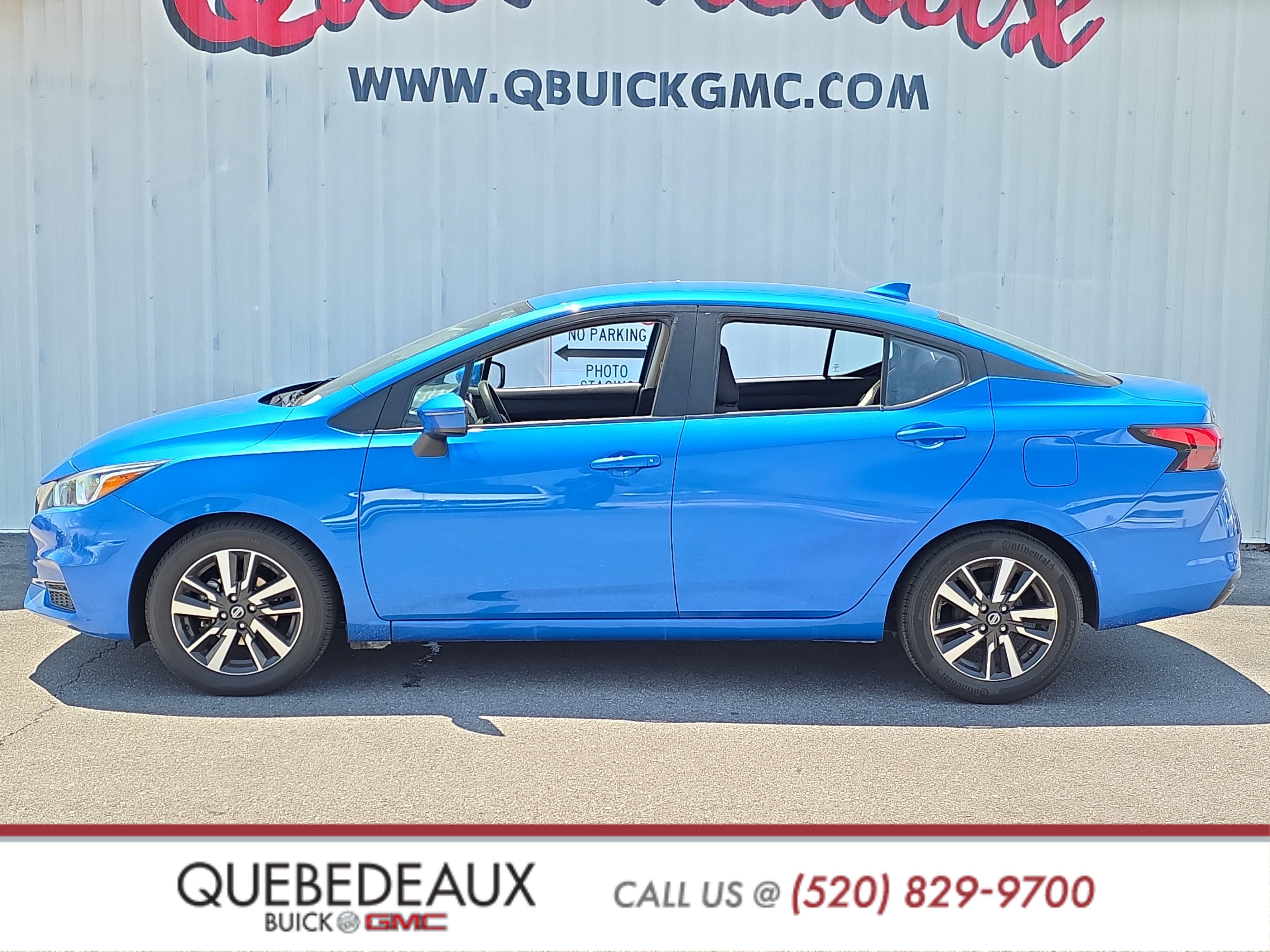 Used 2021 Nissan Versa SV FWD image 4
