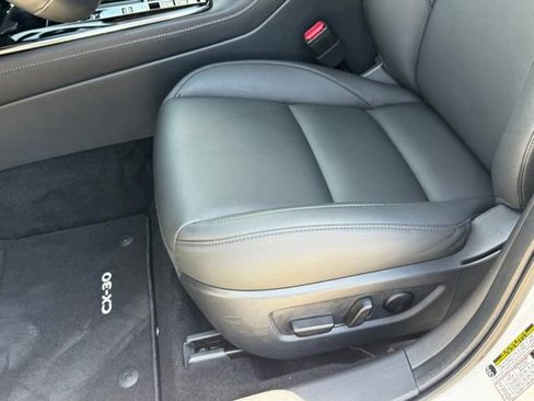 Certified 2025 MAZDA CX-30 AWD 2.5 S w/ Preferred Package image 12