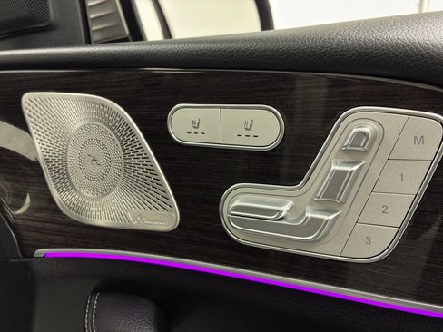 Used 2022 Mercedes-Benz GLS 450 4MATIC image 56