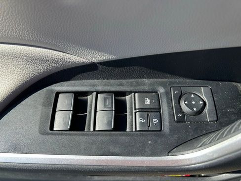 Used 2024 Toyota RAV4 XLE w/ Convenience Package FWD image 17