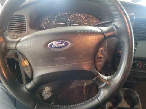 Used 2002 Ford Ranger XLT image 12
