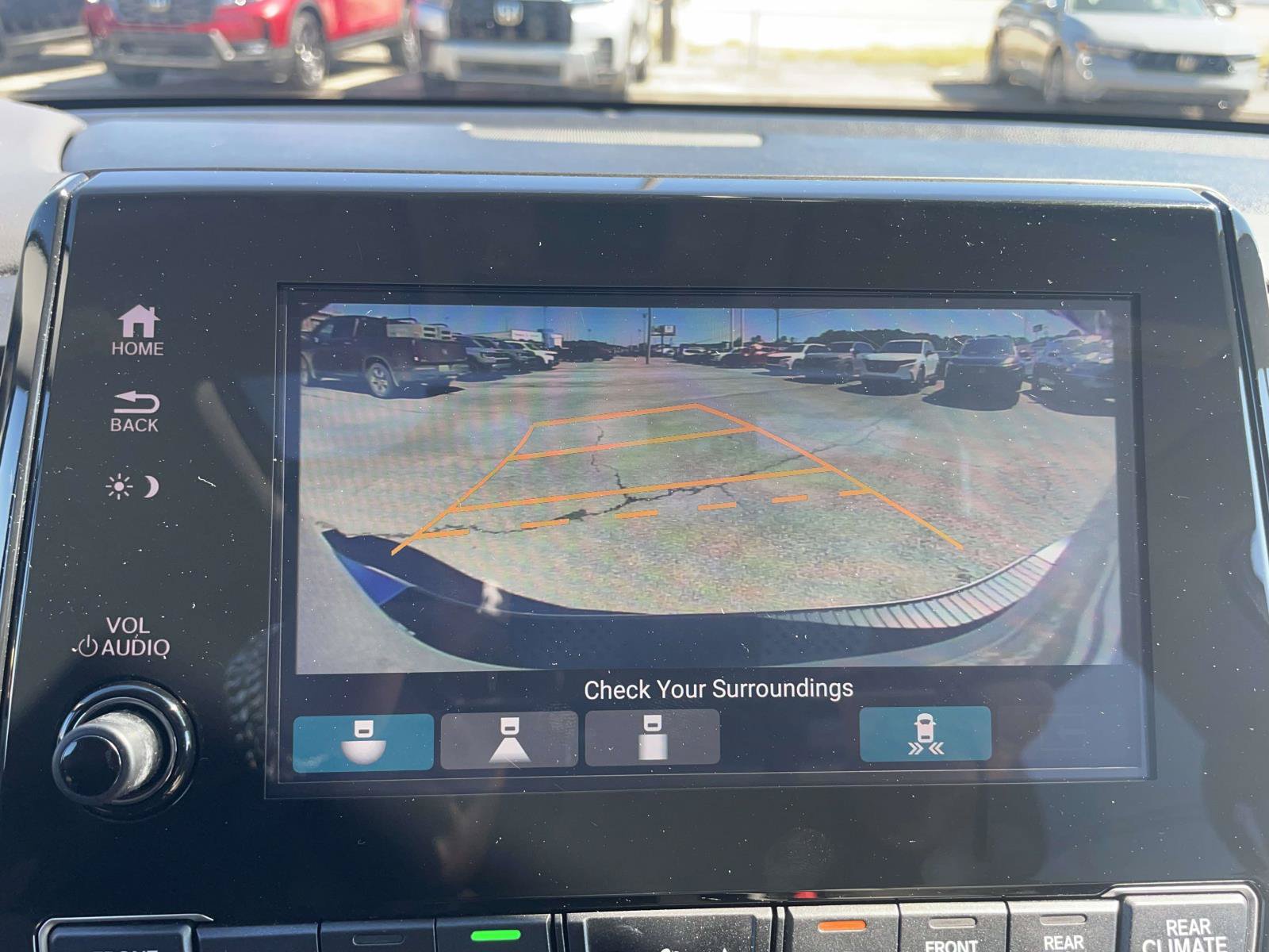 Certified 2024 Honda Odyssey Touring image 17