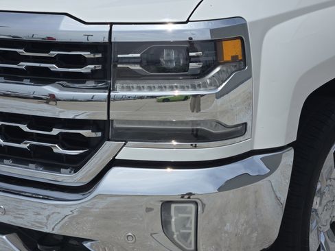 Used 2017 Chevrolet Silverado 1500 LTZ w/ Sport Package RWD image 10