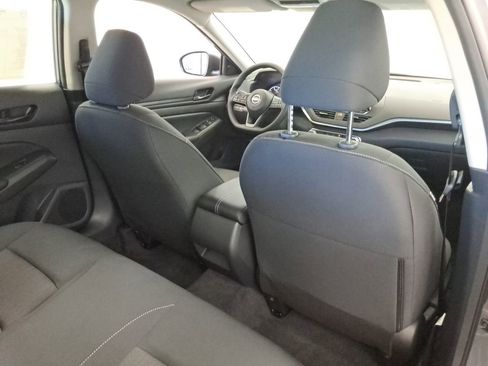 Used 2025 Nissan Altima 2.5 S FWD image 20