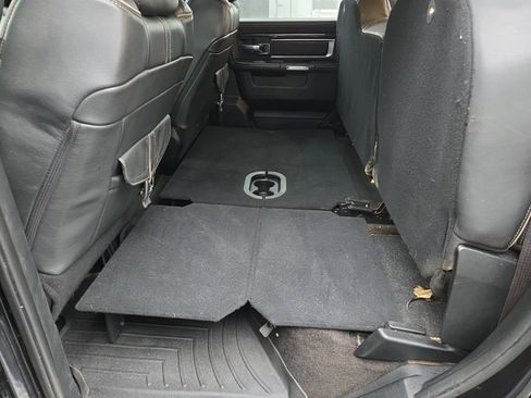 Used 2017 RAM 1500 Limited image 31