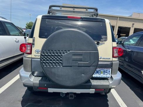 Used 2008 Toyota FJ Cruiser 4WD image 3