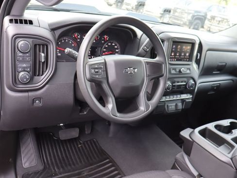 Used 2024 Chevrolet Silverado 1500 Custom Trail Boss AWD/4WD image 5