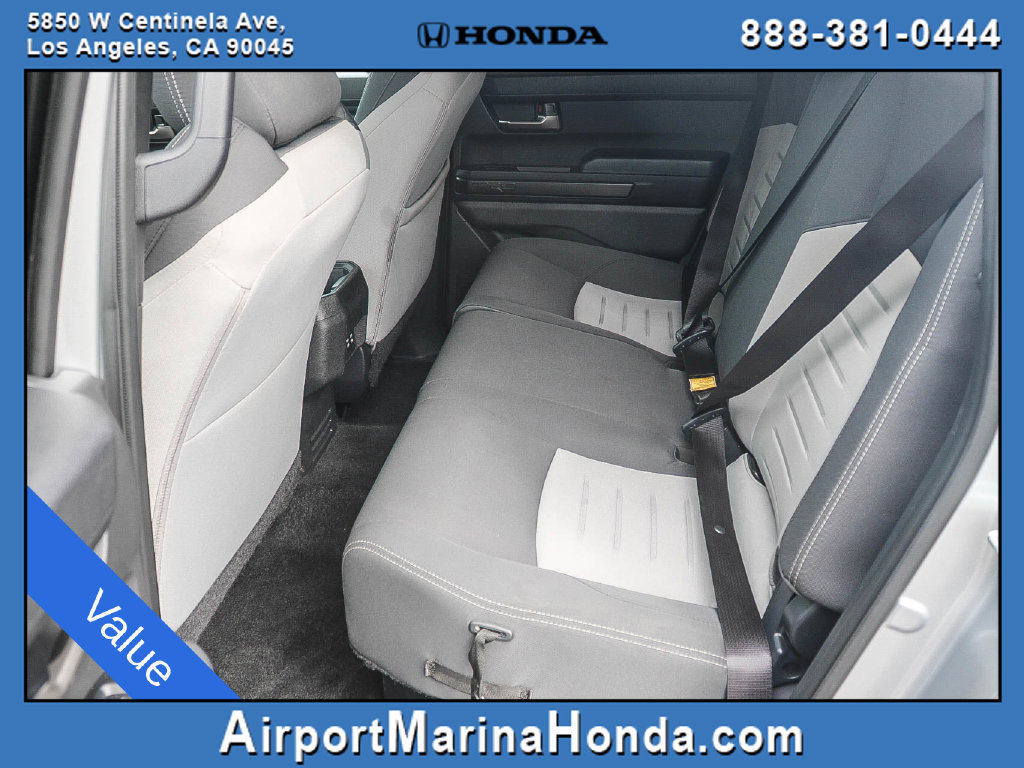 Used 2024 Toyota Tacoma TRD Off-Road AWD/4WD image 18