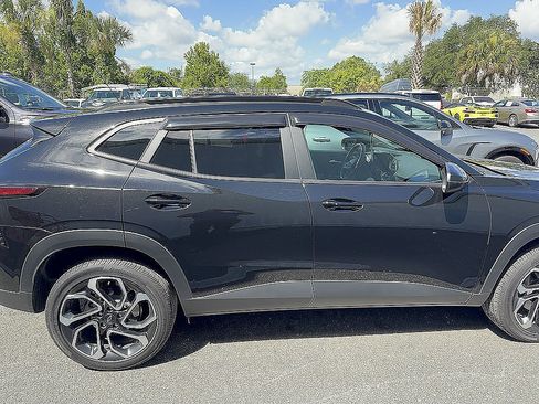 Certified 2025 Chevrolet Trax RS w/ Driver Confidence Package FWD image 85
