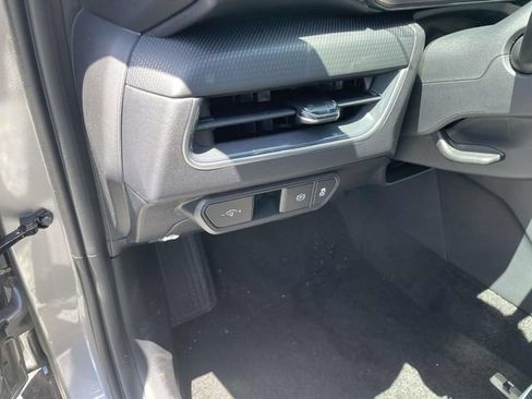New 2026 Kia K4 GT-Line w/ GT-Line Sunroof Package FWD image 21