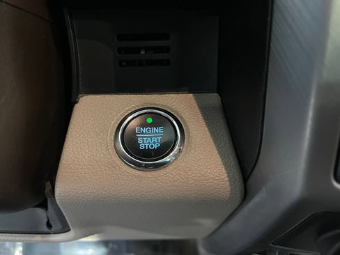 Used 2020 Ford F150 Limited AWD/4WD image 21