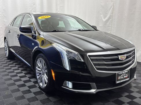Used 2019 Cadillac XTS Luxury image 14