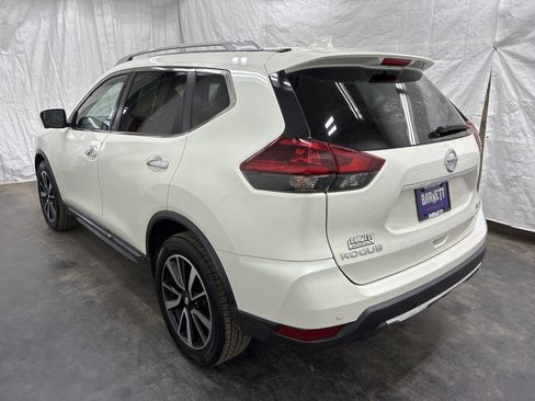 Used 2019 Nissan Rogue SL w/ Premium Package AWD/4WD image 4