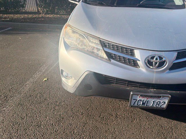 Used 2013 Toyota RAV4 XLE FWD image 11
