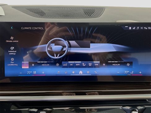 New 2026 BMW X5 xDrive50e w/ M Sport Package image 19