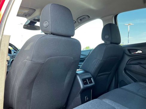 Used 2023 Chevrolet Equinox LT w/ LPO, Floor Liner Package image 17