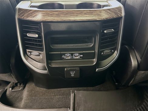 Used 2020 RAM 1500 Laramie image 24