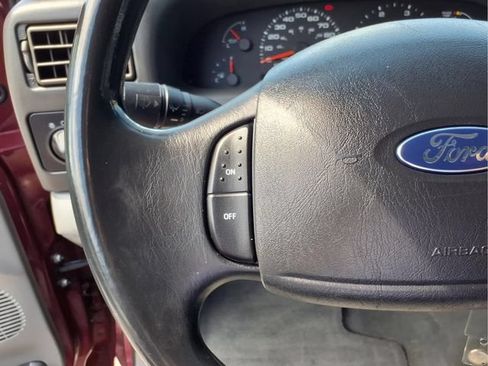Used 2004 Ford F250 XLT AWD/4WD image 10