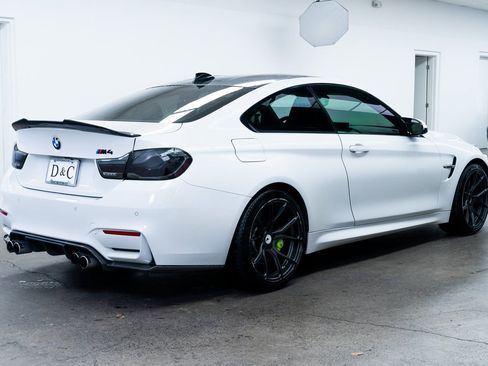Used 2015 BMW M4 Coupe image 6