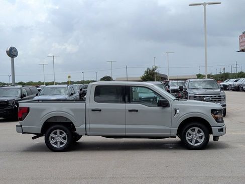 New 2026 Ford F150 XLT w/ Equipment Group 301A Standard RWD image 9