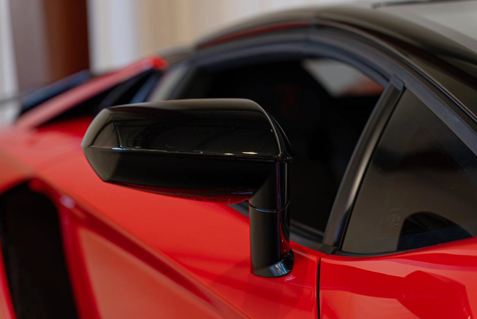 Used 2018 Lamborghini Aventador S AWD/4WD image 19