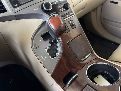 Used 2014 Toyota Venza XLE w/ XLE Premium Package FWD image 28