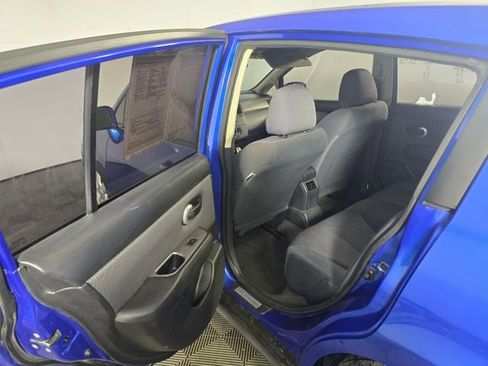 Used 2008 Nissan Versa SL w/ Convenience Pkg image 14