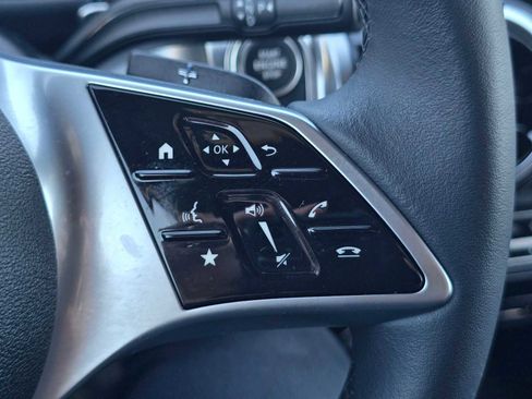 Used 2026 Mercedes-Benz GLB 250 image 34