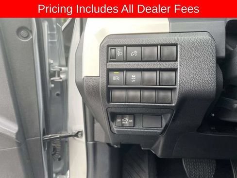 Used 2024 Toyota Tacoma TRD Off-Road AWD/4WD image 22