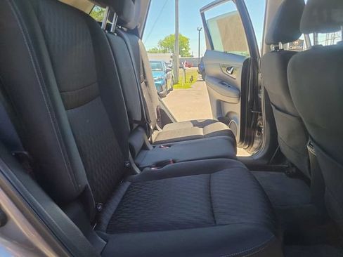 Used 2019 Nissan Rogue SV AWD/4WD image 20