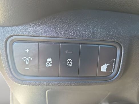 Used 2024 Kia Soul LX w/ Option Group 015 image 18