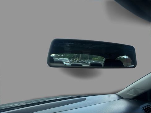 Used 2015 Volkswagen Jetta SE FWD image 19