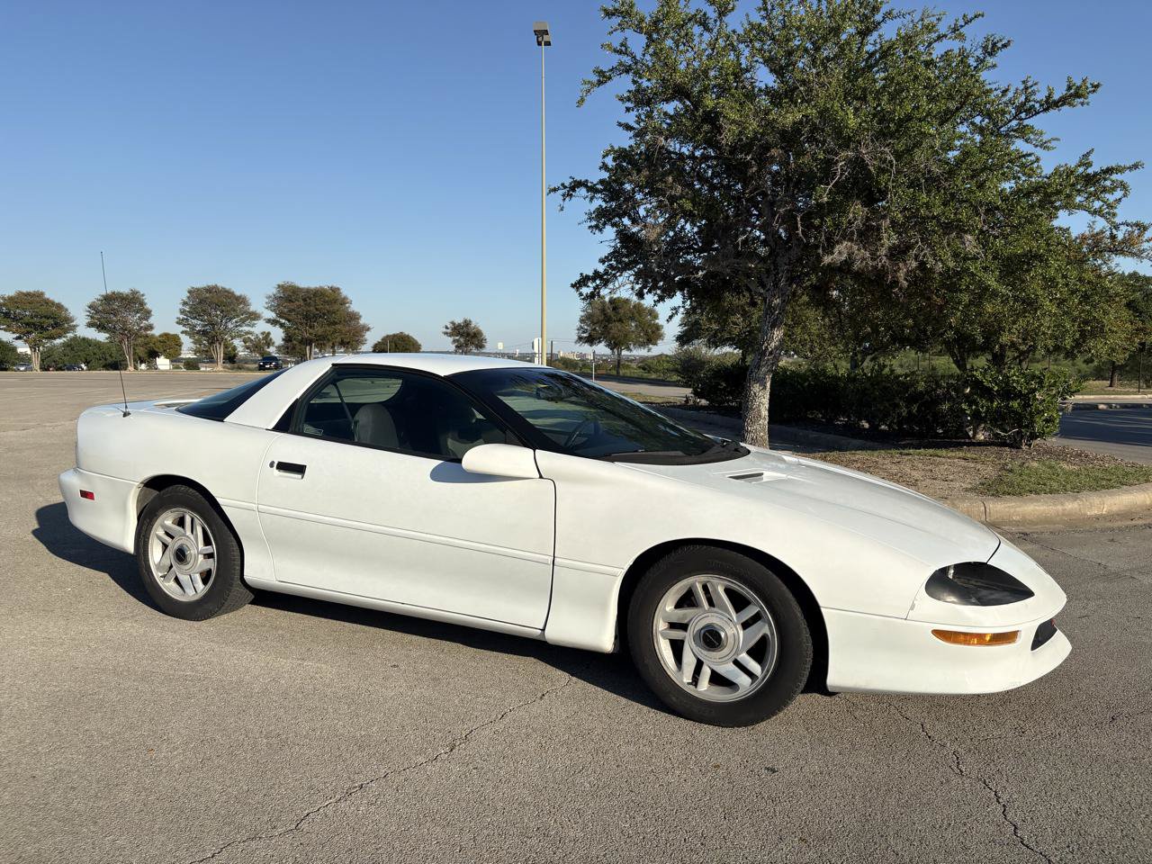 Used 1995 Chevrolet Camaro LT RWD image 37
