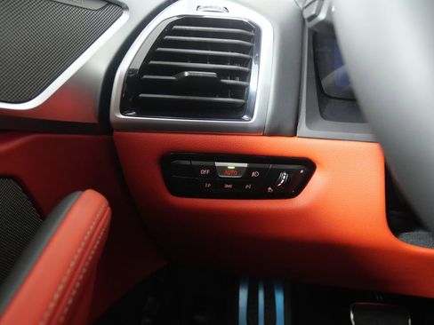 Used 2025 BMW 840i xDrive Coupe w/ Driving Assistance Package image 15