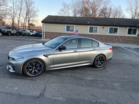 Used 2019 BMW M5 w/ Executive Package image 40
