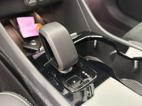 Certified 2023 Volvo C40 P8 Recharge Plus AWD/4WD image 16